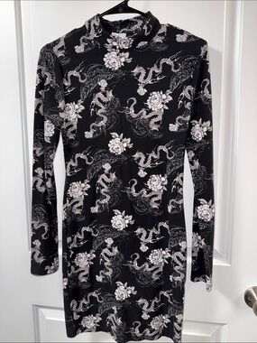 Black Floral/Dragon Turtleneck Long-Sleeve Dress